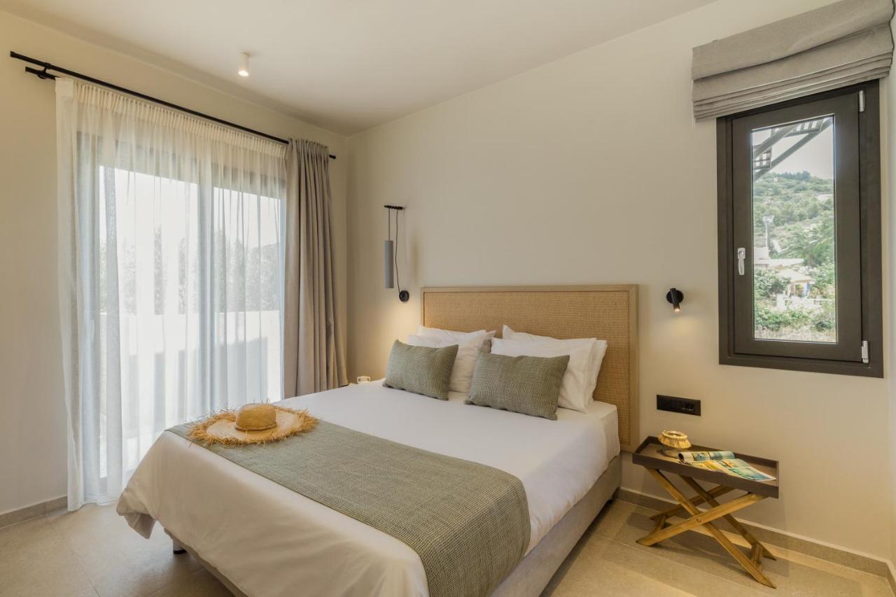 לאסי Topos Suites מראה חיצוני תמונה