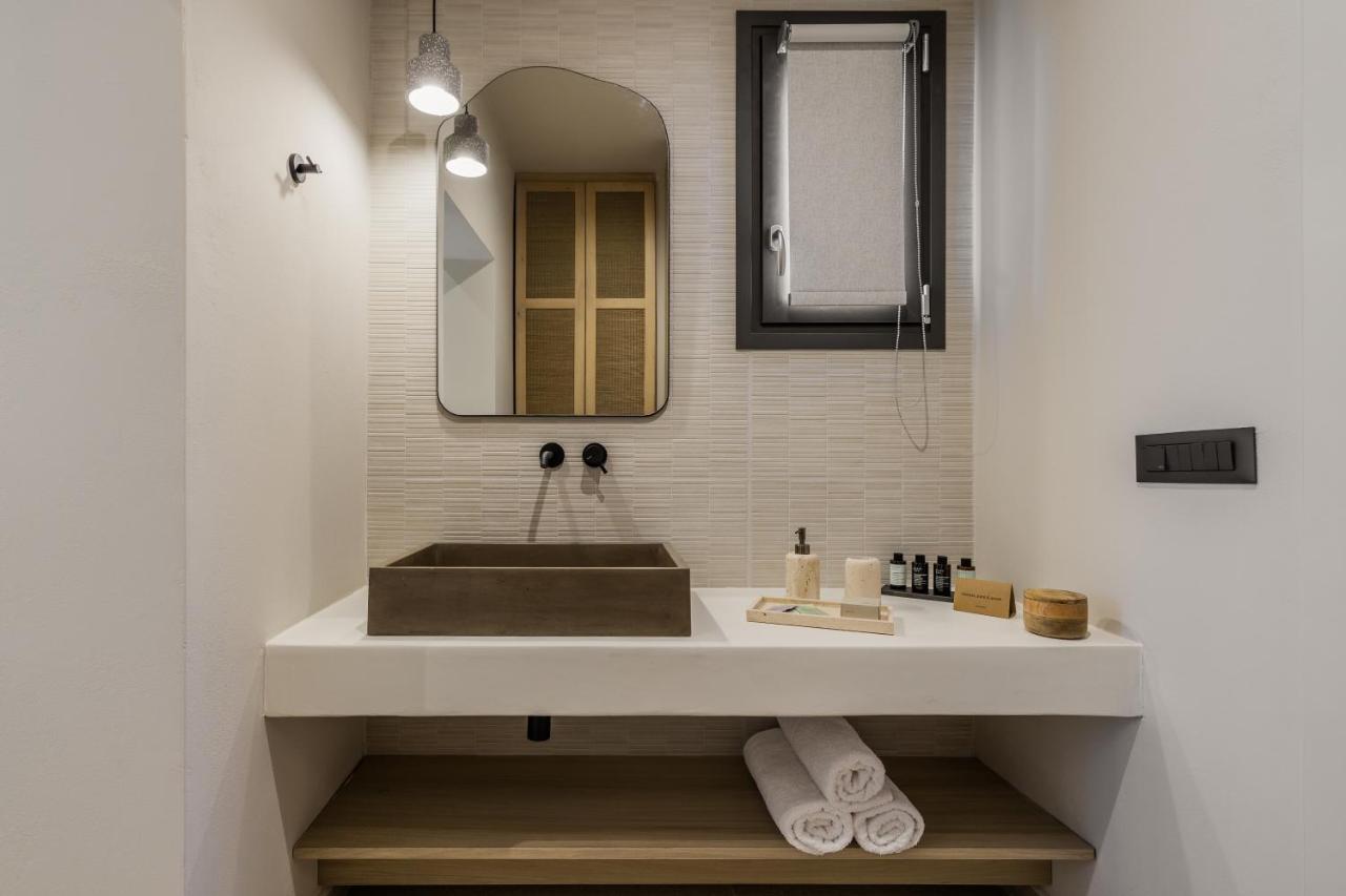 לאסי Topos Suites מראה חיצוני תמונה